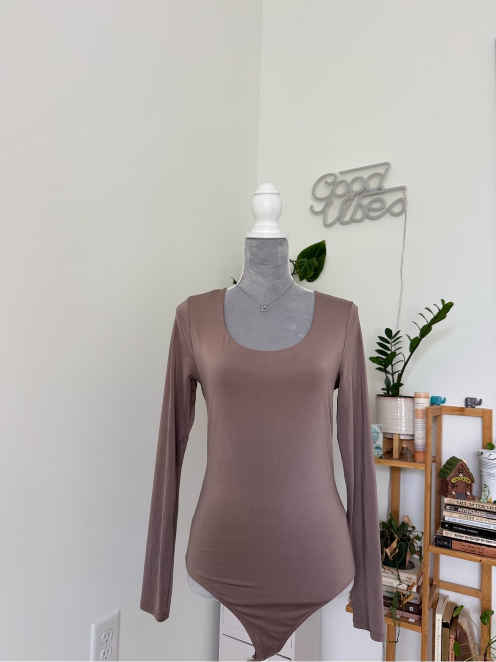 Long Sleeve Scoop Neck Bodysuit in Taupe